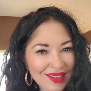 Meet your Posher, Shila